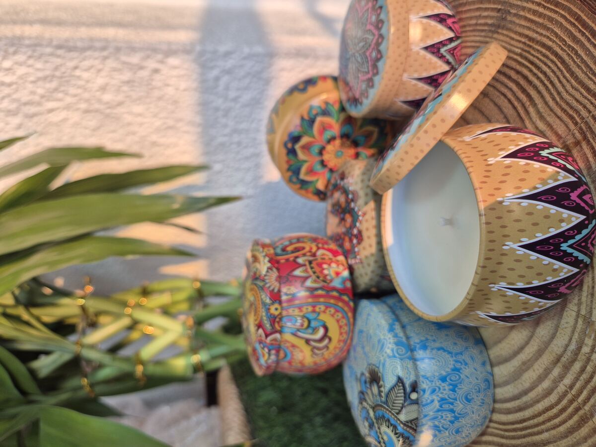 Velas aromáticas TÉRAS em latas ilustradas